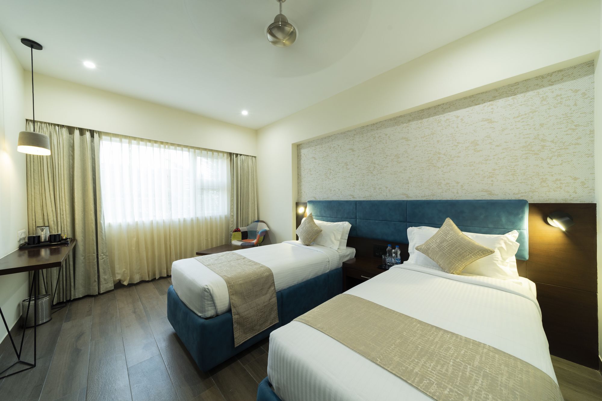 Bhagini Icon Domlur Hotel Бангалор Екстериор снимка