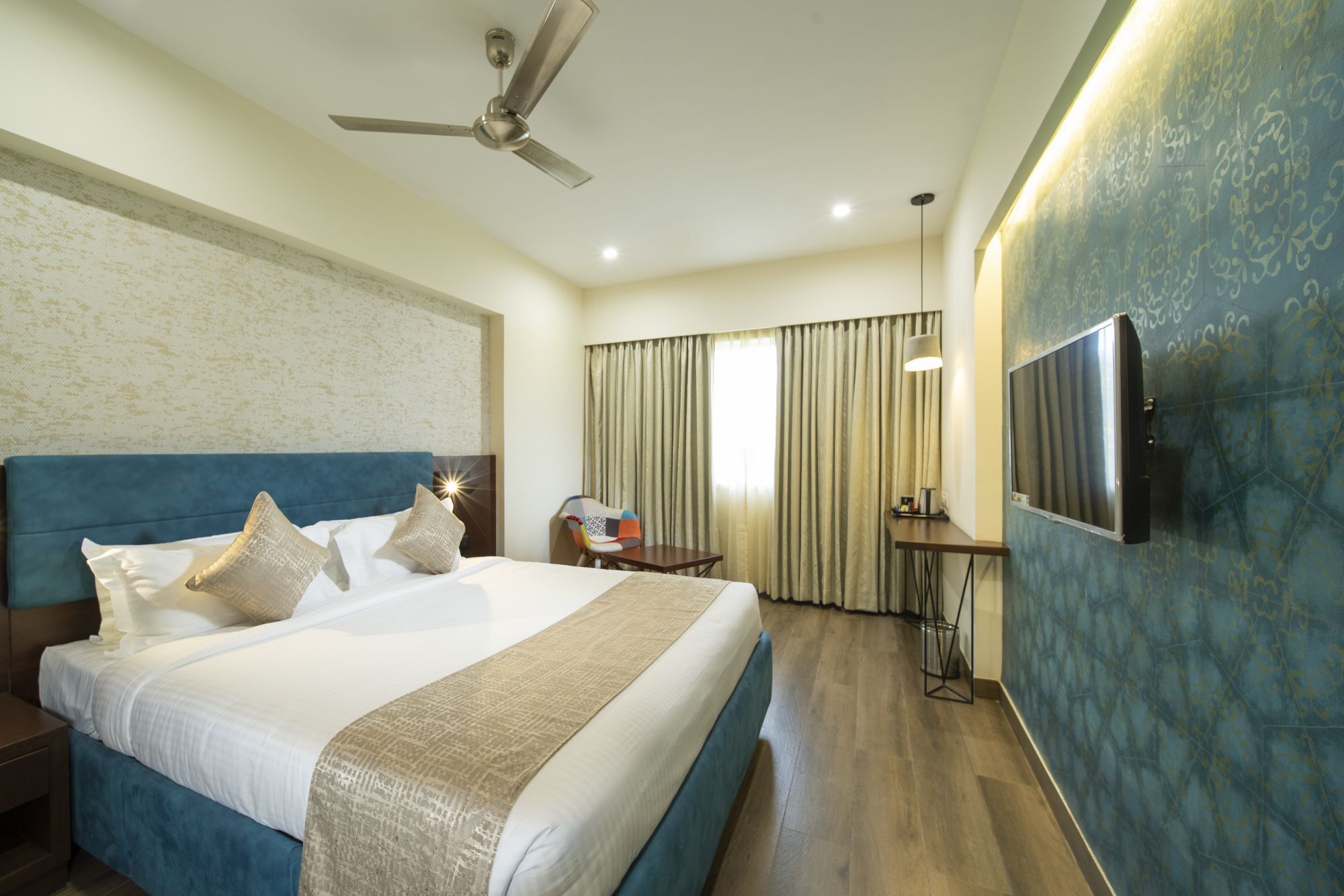Bhagini Icon Domlur Hotel Бангалор Екстериор снимка